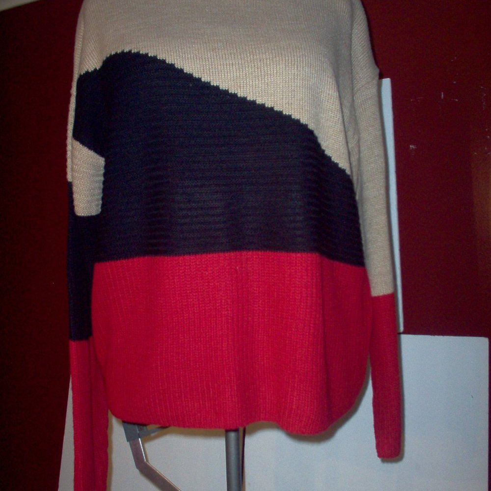 LINDA MATTHEWS OAT/BLK/RED SWEATER (NWT)